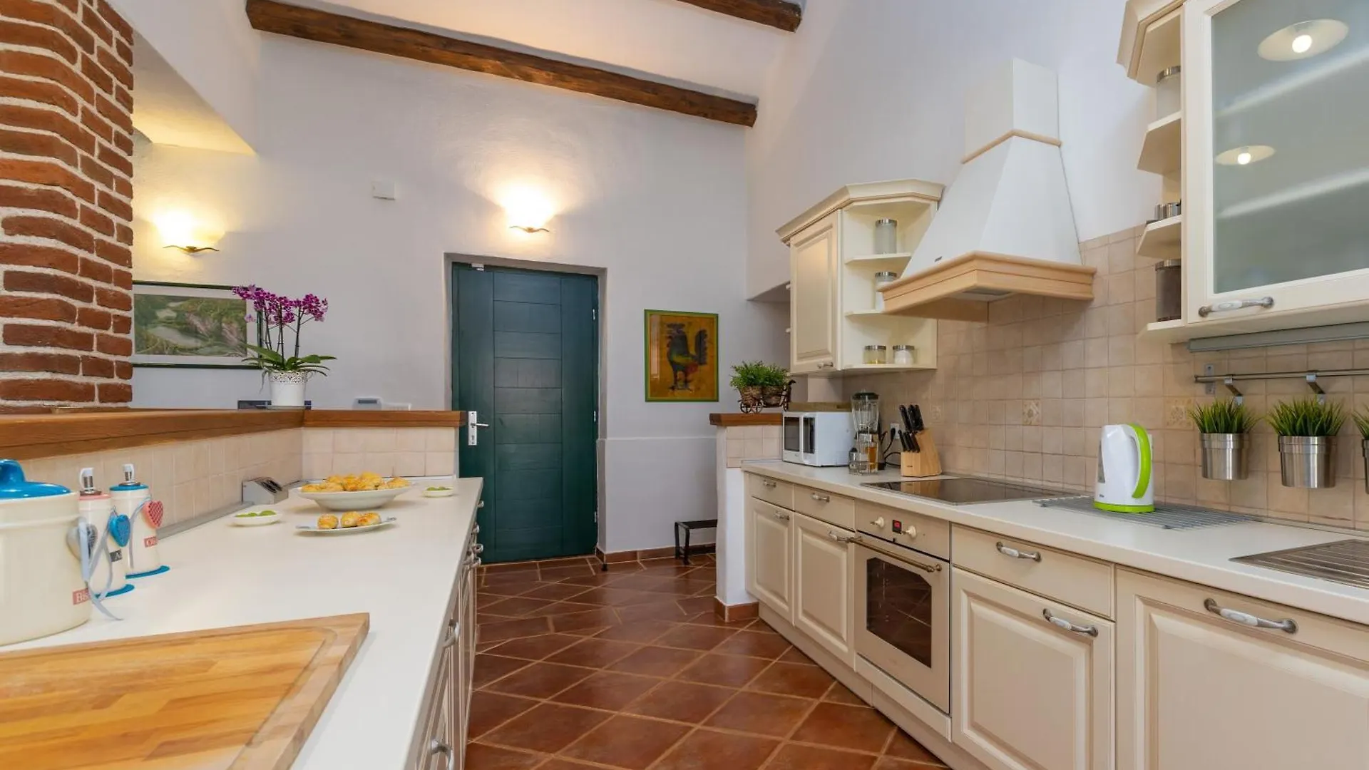Landhausvilla Mit Panoramablick Und Garten Baldasi